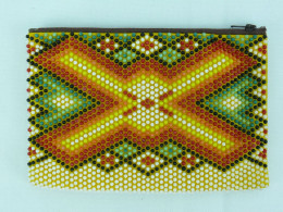 Vintage Purse Colored Plastic Beads Wallet #2204 - Otros & Sin Clasificación