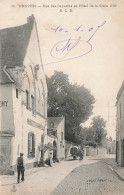 Provins * Rue Des Capucins Et Hôtel De La Croix D'or - Provins