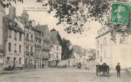 Vannes * Les Vieilles Maisons De La Rue Du Port * Café CLOAREC * Attelage - Vannes