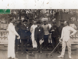 PARIS UNE PARTIE D'ESCRIME ( CARTE PHOTO ) - Non Classés