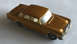 MATCHBOX / LESNEY - 46 - MERCEDES 300 SE - Lesney