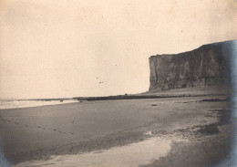 Mesnil Val - Photo Ancienne Albuminée - Vue Sur La Plage Et La Falaise - Format 8x11 Cm - Mesnil-Val