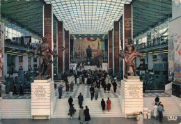 BELGIQUE - Bruxelles - Exposition Universelle - Pavillon De L'URSS - Le Grand Hall - Carte Postale - Mostre Universali