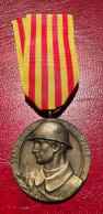 España Medalla Alfonso XIII Voluntarios Catalanes 1914-18 PG 809 - Other & Unclassified