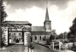 [-5%] BELGIQUE - Chaumont - Vue Sur L'église Et La Cure - Carte Postale Ancienne - Chaumont-Gistoux
