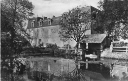 Les Brouzils * Le Château De La Thébline * Lavoir - Sonstige & Ohne Zuordnung