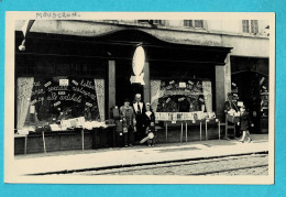 * Mouscron - Moeskroen (Hainaut - La Wallonie) * (Gevaert) Magasin Boutique, J. Van Gemeken, Braderie 1955, Photo - Mouscron - Moeskroen