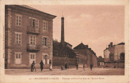 Bourbonne Les Bains * Les Thermes Militaires Et Rue De L'amiral Pierre * Usine Cheminée - Bourbonne Les Bains