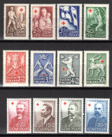 FINNLAND, 1941/1956 Lot Rotes Kreuz, Postfrisch ** - Unused Stamps