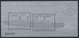 ** 2012 Száz éve Süllyedt El A Titanic Feketenyomat Blokk (5.500) - Otros & Sin Clasificación