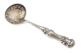 Antik Ezüst Cukorszóró Kanál Bécs 1850. Díszített, áttört 42 G / Antique Vienna Silver Sugar Spreading Spoon 43 G. - Andere & Zonder Classificatie