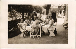 * T2 Csíz, Csízfürdő, Kúpele Cíz; Kártyázás A Kertben, Családi Fotó / Playing Card Games In The Garden, Family Photo. Fo - Zonder Classificatie