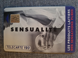 F328 - SENSUALITÉ 120 SO3 - COTE 32E - 1993