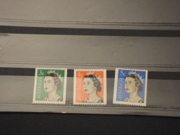 AUSTRALIA - 1966/7 REGINA 3 VALORI - NUOVI(++) - Mint Stamps