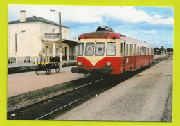 22 PLOUARET TREGOR TRAIN Autorail En Gare - Plouaret