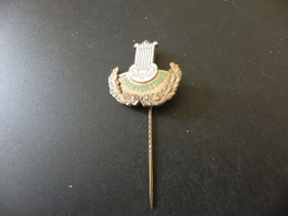 Old Pin Anstecknadel  - Deutschland Germany - Ehrenvorstand Musikverein - Non Classés