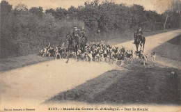 Andigné        49           Meute Du Comte  M Geoffroy D'Andigné . Sur La Route           (voir Scan) - Andere & Zonder Classificatie