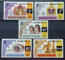 Dominica 1977 Silver Jubilee Mi.nrs.525/529 MNH--Unused--Postfris - Dominica (...-1978)