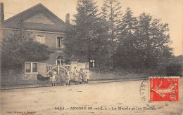 Angrie         49          La Mairie Et Les Ecoles   . Enfants  Landau.     N° 2025      (voir Scan) - Andere & Zonder Classificatie