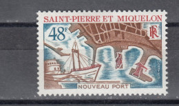 Saint Pierre & Miquelon -  1967 New Port - LH Stamp (e-232) - Ongebruikt