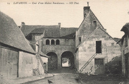 FRANCE - Lavardin - Cour D'une Maison Renaissance - Carte Postale Ancienne - Sonstige & Ohne Zuordnung