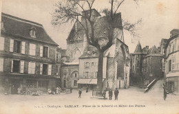 Sarlat * Place De La Liberté Et Hôtel Des Postes * Arbre Tree - Sarlat La Caneda