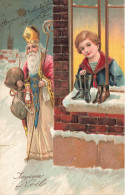 Santa Claus , Père Noël * CPA Illustrateur Gaufrée Embossed * Joyeux NOEL Joyeuse St Nicolas * Enfant Jeux Jouets - Kerstman