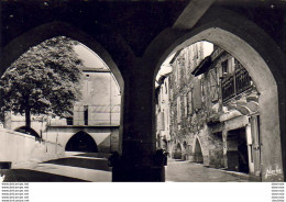 D47  MONTFLANQUIN  Les Cornières Et Vieilles Maisons - Monflanquin