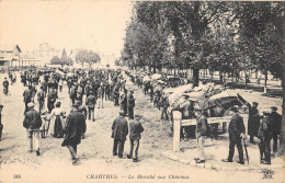 CPA 28 CHARTRES / LE MARCHE AUX CHEVAUX - Chartres