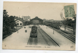 51 CHALONS Sur MARNE Locomotive Train En Gare Des Voyageurs Quais Et Voies Chemin De Fer  écrite Vers 1920   / D02 2022 - Châtillon-sur-Marne