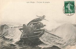 FRANCE - Dieppe - Une Barque Dans La Mer Un Jour De Tempête - Carte Postale Ancienne - Dieppe