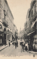 Nevers * La Rue Du Commerce Et Grand Hôtel De L'europe - Nevers