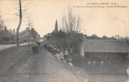 CPA 61 LE MENIL BROUT / LE LAVOIR ET ENTREE DU BOURG / ROUTE DE MORTAGNE - Autres & Non Classés