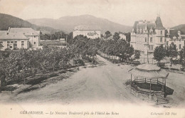 Gérardmer * Le Nouveau Boulevard Pris De L'hôtel Des Bains * Kiosque à Musique - Gerardmer