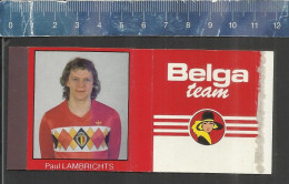 RODE DUIVEL PAUL LAMBRICHTS FOOTBALL SHIRT TRICOT EK 1984 ( BELGA TEAM CIGARETTES ) OLD MATCHBOX SKILLET BELGIUM - Boites D'allumettes - Etiquettes