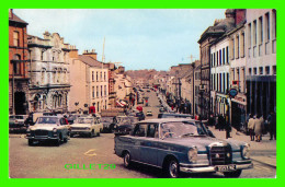 OMAGH FROM HIGH STREET, IRLANDE DU NORD - TRAVEL -  PUB. BY SMITH & CO - ANIMATED OLD CARS - - Tyrone