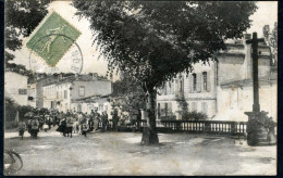 33 VERDELAIS - LA PLACE - PARCOURS D'UNE CEREMONIE - Verdelais