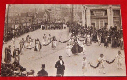 BRUXELLES - Procession De Sainte Gudule - La Vierge Couronnée ( 5e Mystère Glorieux )- - Fêtes, événements