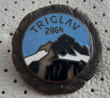 Triglav 2864m Mountaineering, Alpinism Vintage Slovenia Ex Yugoslavia Big Enamel Pin - Alpinismo, Escalada