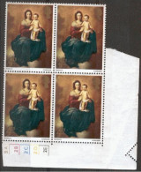 Timbres Anglais Avec Variété De Piquage Après Pliage Du Coin : Religion, Vierge, Jésus, Enfant, Peinture - Christendom