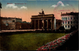 N°120515 -cpa Berlin -Brandenburger- - Porta Di Brandeburgo