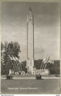 8Eb-807  OOSTERBEEK: Airborne-Monument 1958 - Oosterbeek