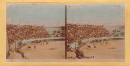 Carte Stéréoscopique 9cm X18 Cm . ESPAGNE. Course (Arènes De Corrida) à SEVILLE - Sevilla