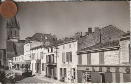 17 - Carte Postale Semi Moderne De PONT L'ABBE D'ARNOULT   Rue Du Marché - Pont-l'Abbé-d'Arnoult