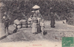 Rice Vendor In Tonkin Vietnam With Kids  Marchand De Riz Envoi 16 Eme Colonial Tang Kou - Mercanti