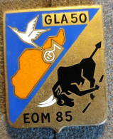 Insigne Militaire 16 , Groupement Aérien Mixte Outre Mer GLA 50 - EOM 85 - Drago A 861 émail - Airforce