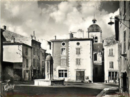 63 , ST GERMAIN LEMBRON , Fontaine Et église , * M 21 87 - Saint Germain Lembron