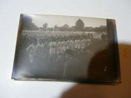 Carte Photo Années 20 Rencontre De Rugby à XV Sur Un Stade à Identifier Présentation équipes - Rugby