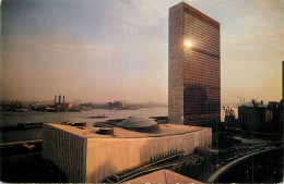 USA New York City United Nations Headquarters Night View - Autres Monuments, édifices