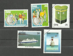 Irlande N°578, 579, 588, 603, 604 Cote 4.75€ - Oblitérés